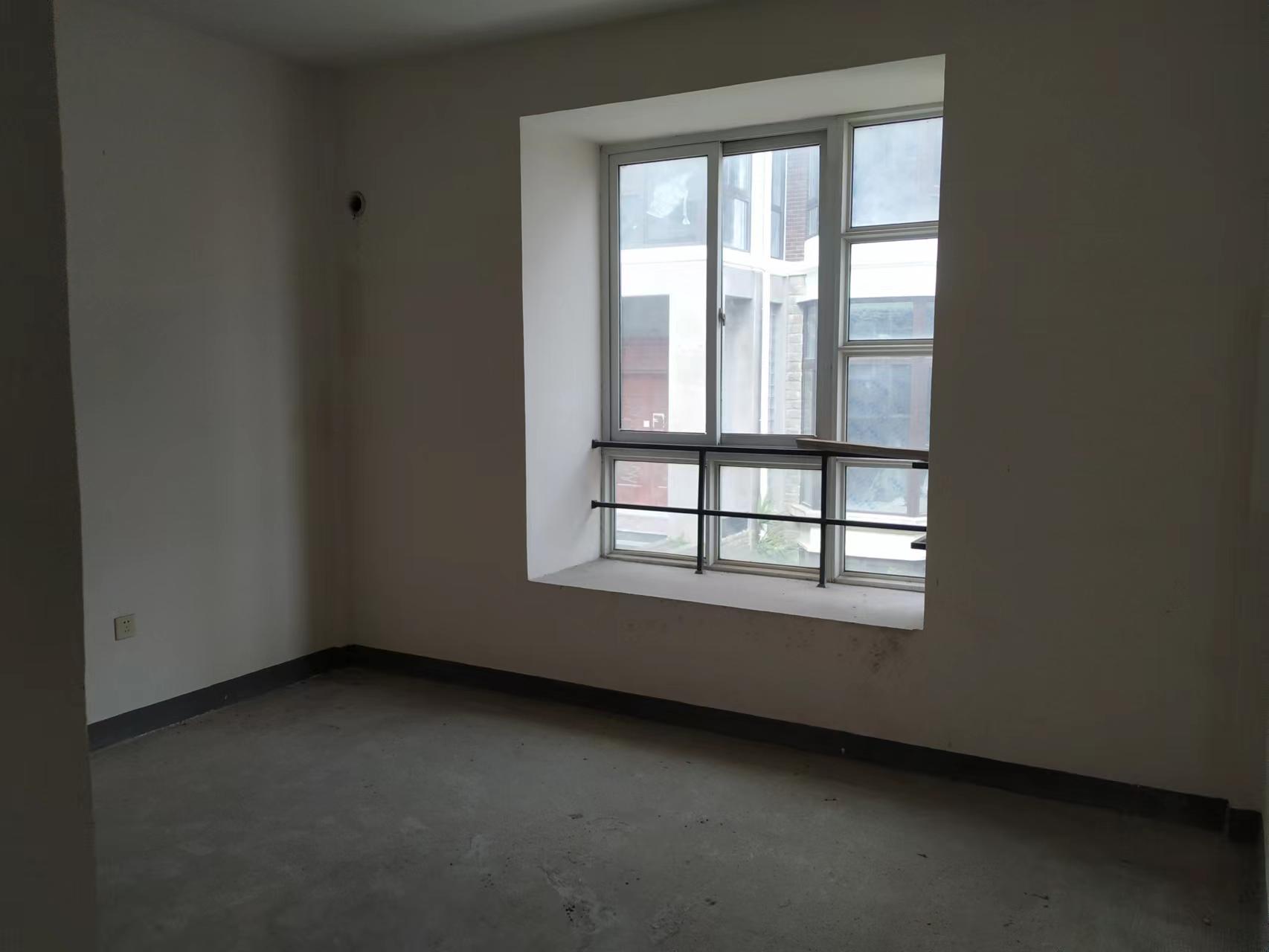 仁和家园 7室2厅3卫 387m&sup2;
