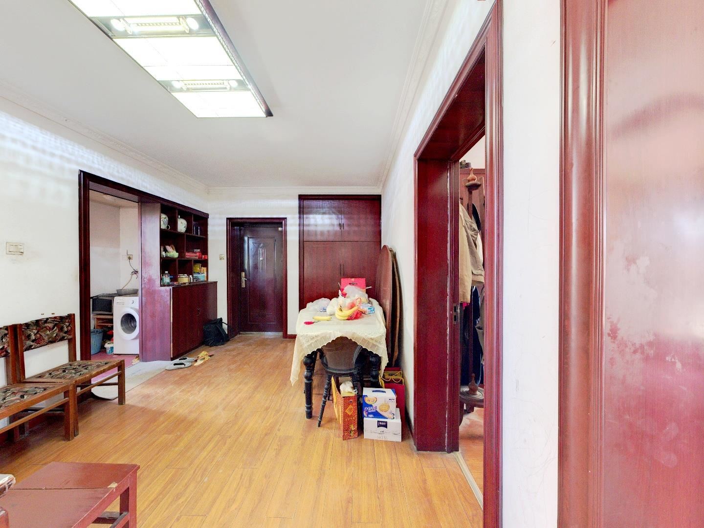 外滩小区 3室1厅1卫 94m&sup2;