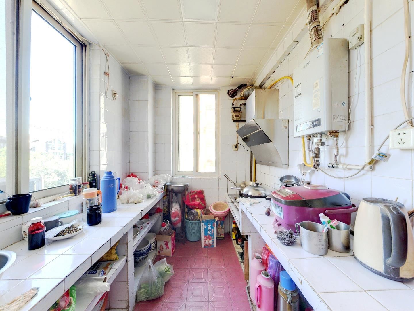 外滩小区 3室1厅1卫 94m&sup2;