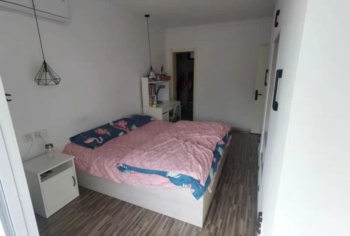 北濠桥东村 3室1厅2卫 110m&sup2;