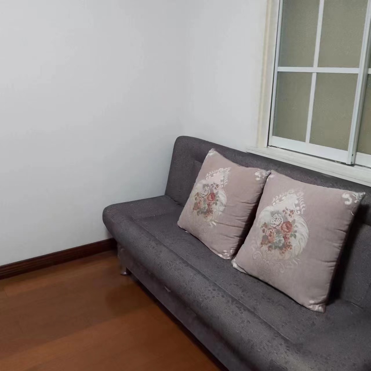 城港花苑 1室1厅1卫 44m&sup2;