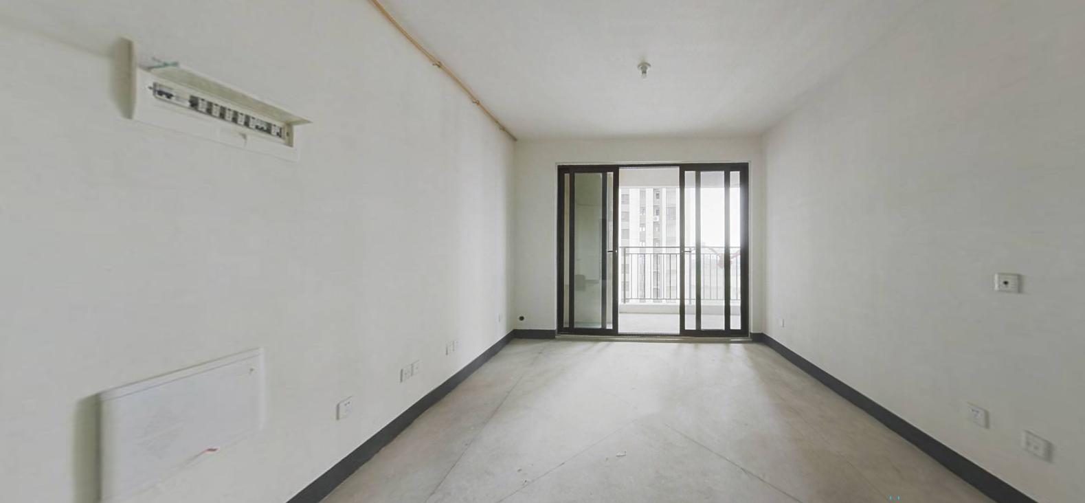 绿地新里城 3室2厅2卫 116m²