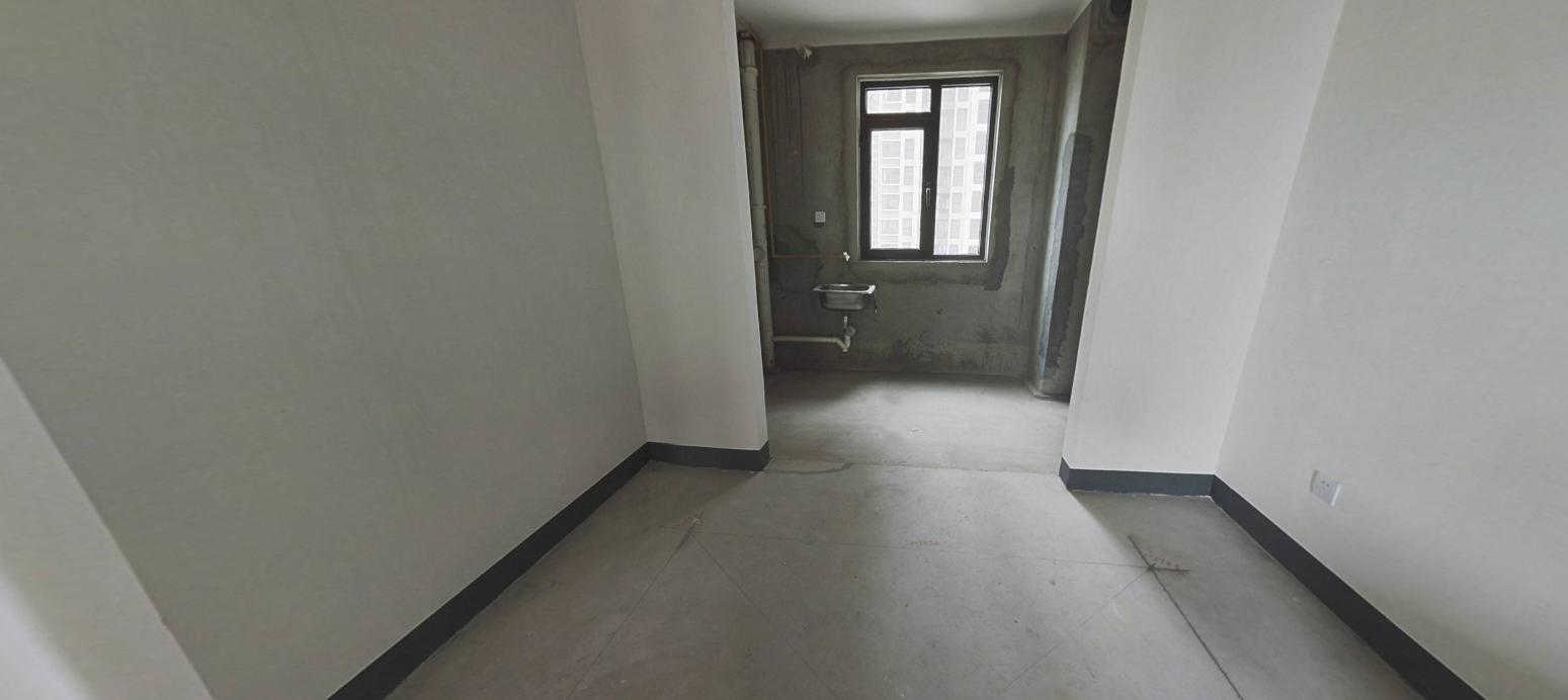 绿地新里城 3室2厅2卫 116m&sup2;