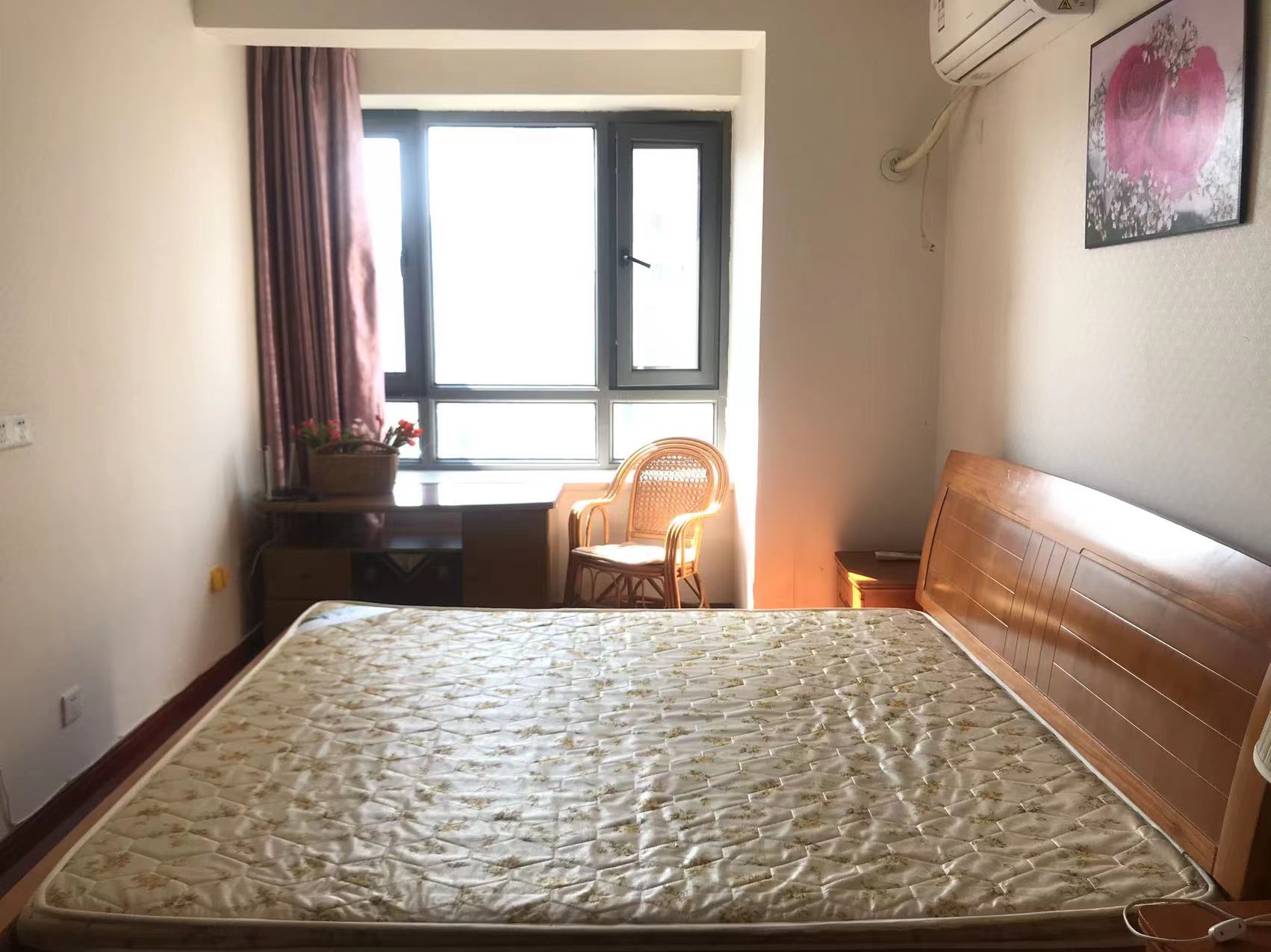 景华城 2室1厅1卫 102m&sup2;