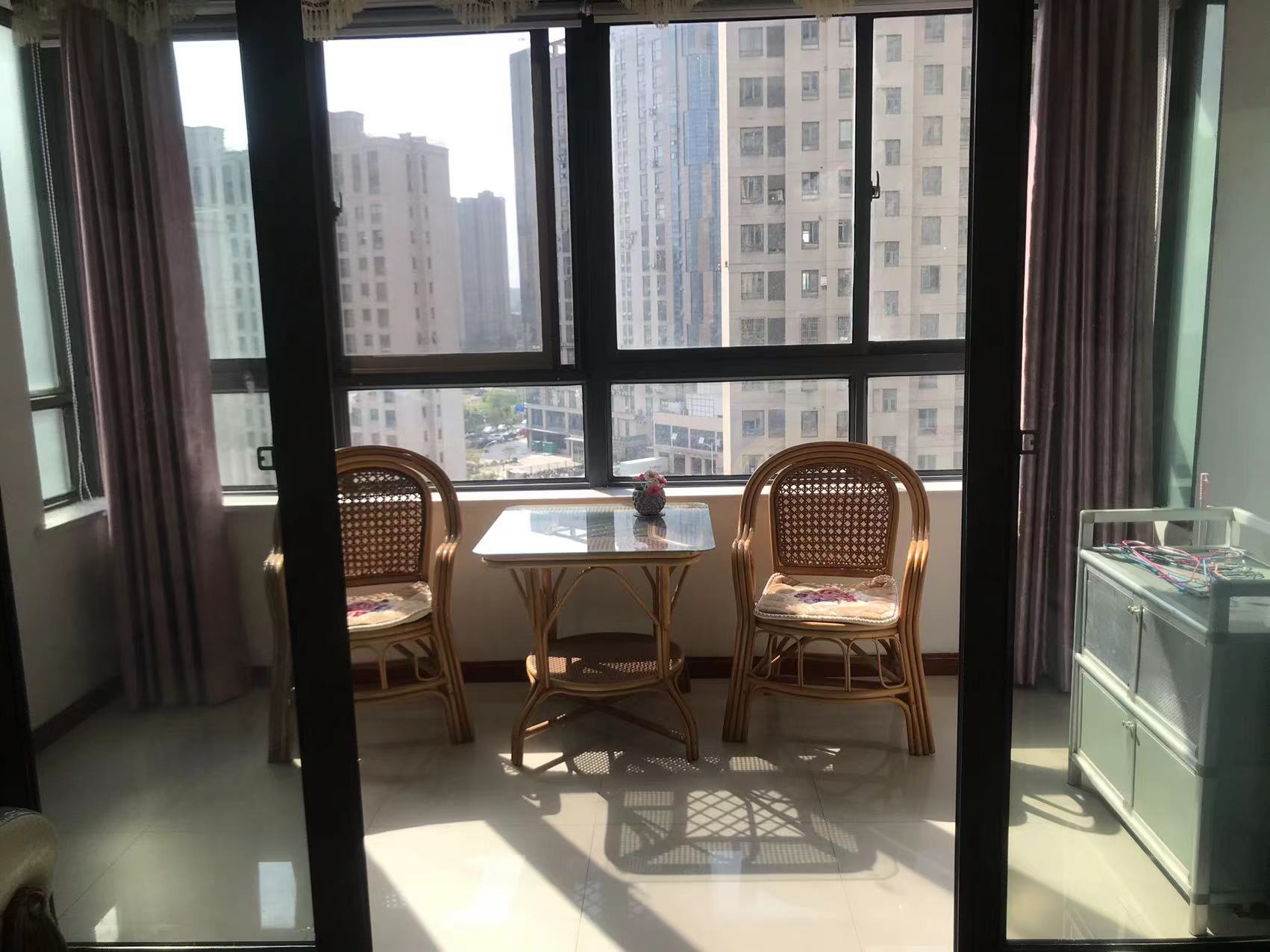 景华城 2室1厅1卫 102m&sup2;