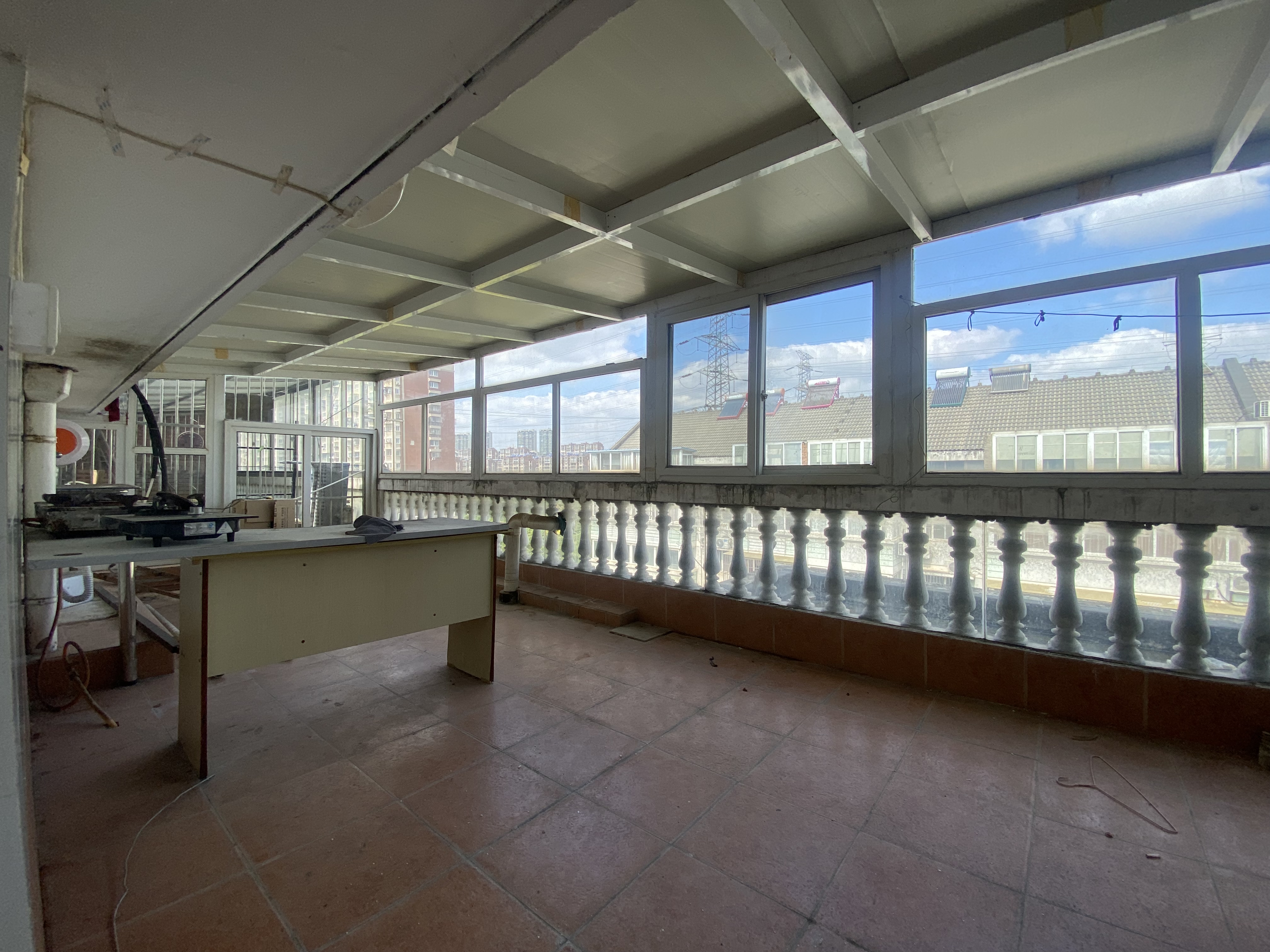 怡园新苑 4室2厅2卫 90.00m&sup2;