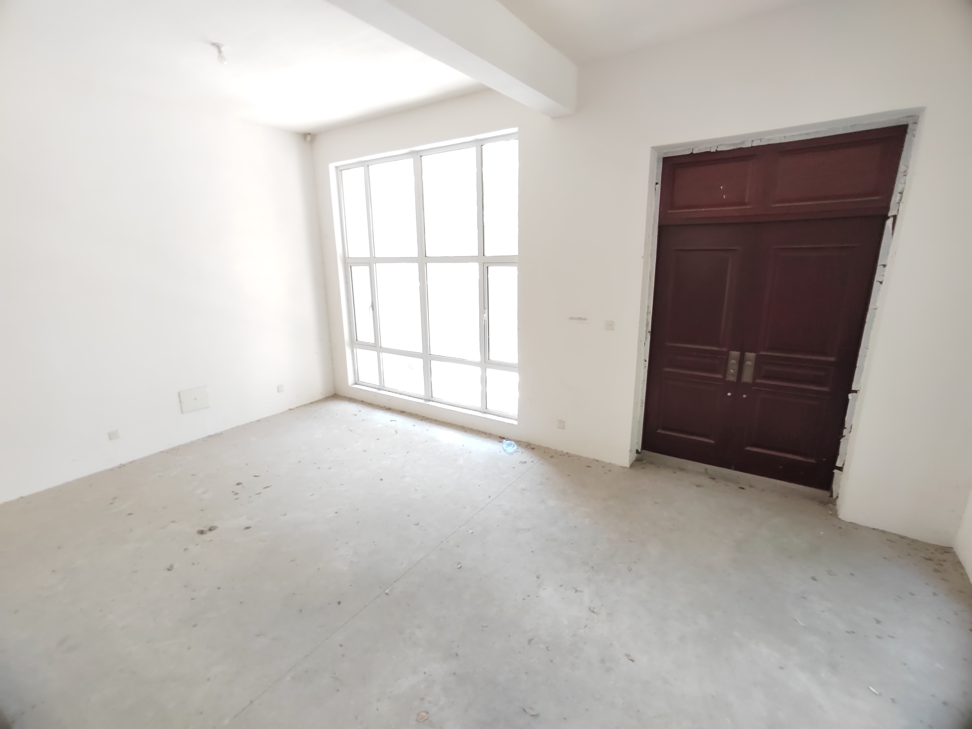 天安花园 4室2厅3卫 303m&sup2;