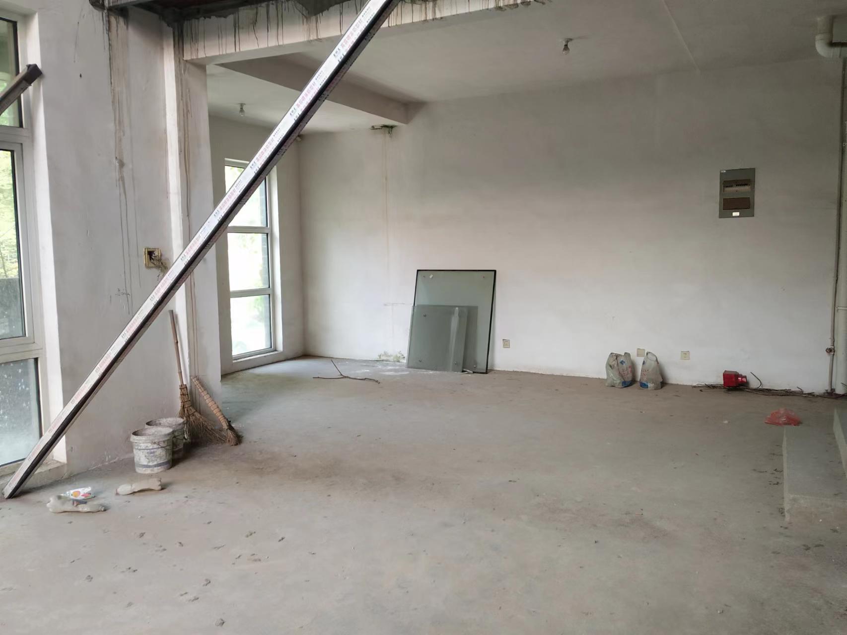 第九园 4室3厅3卫 340m&sup2;