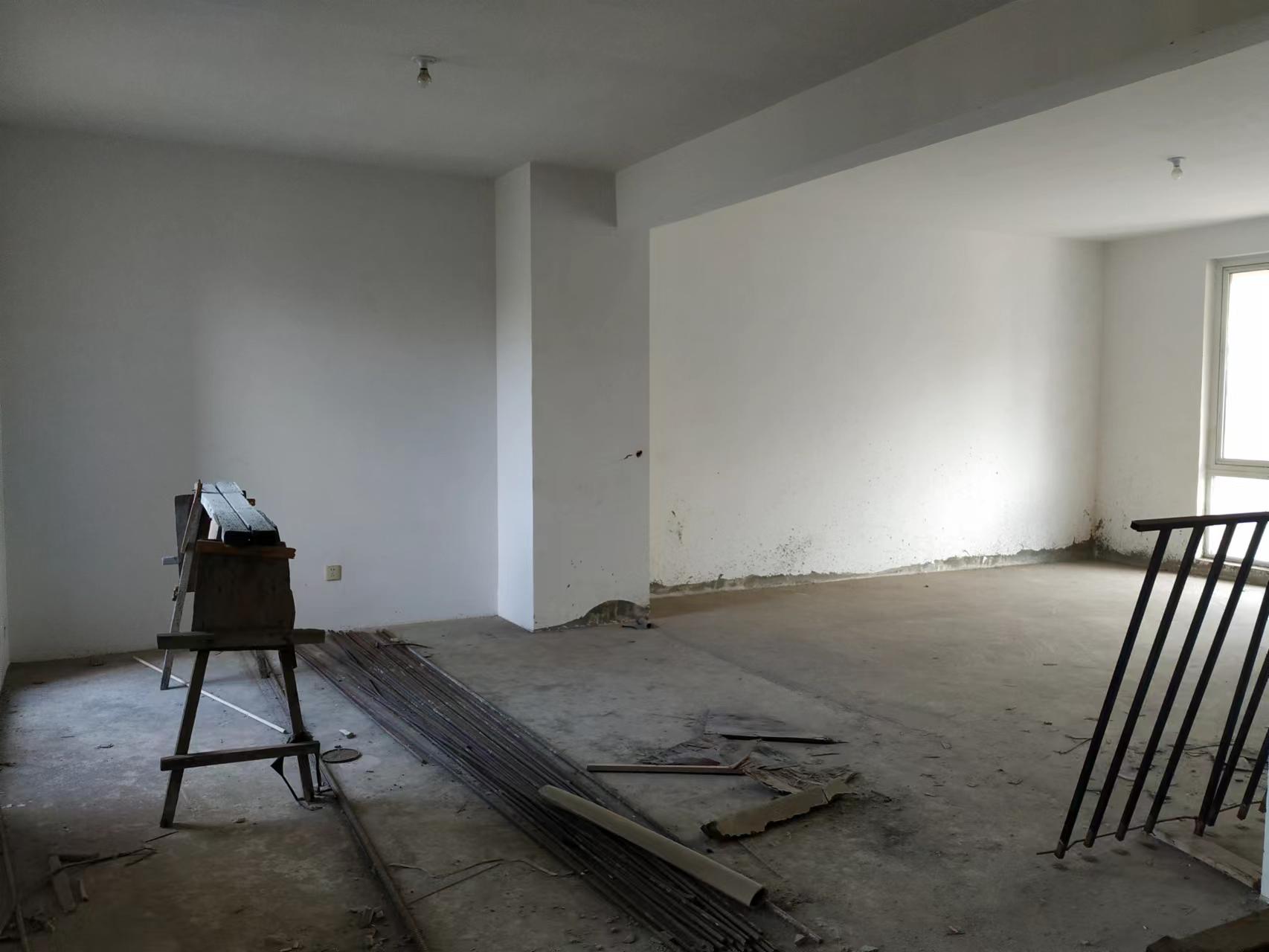 第九园 5室3厅3卫 360m²