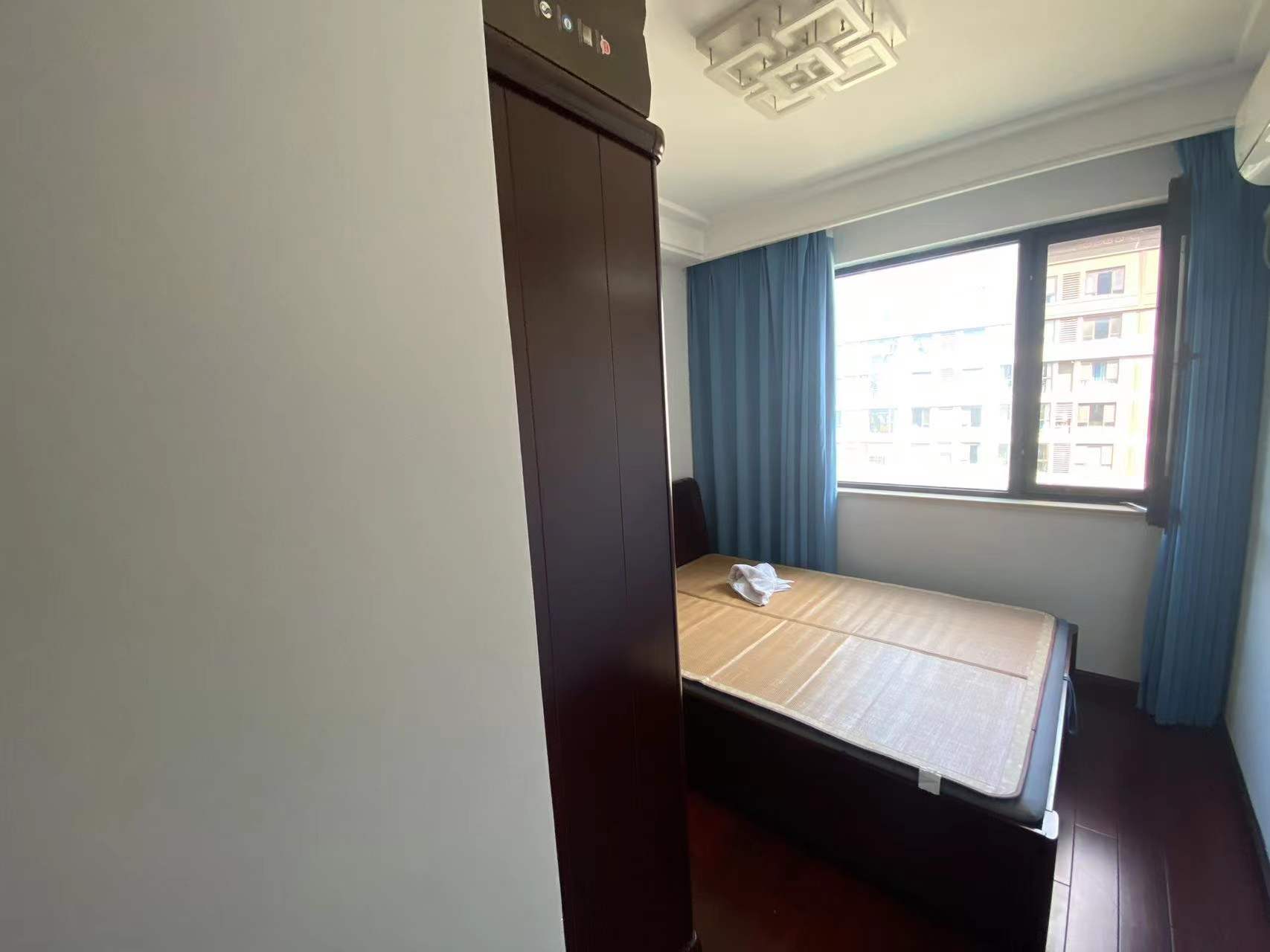 中海上林院 3室2厅2卫 140.00m&sup2;