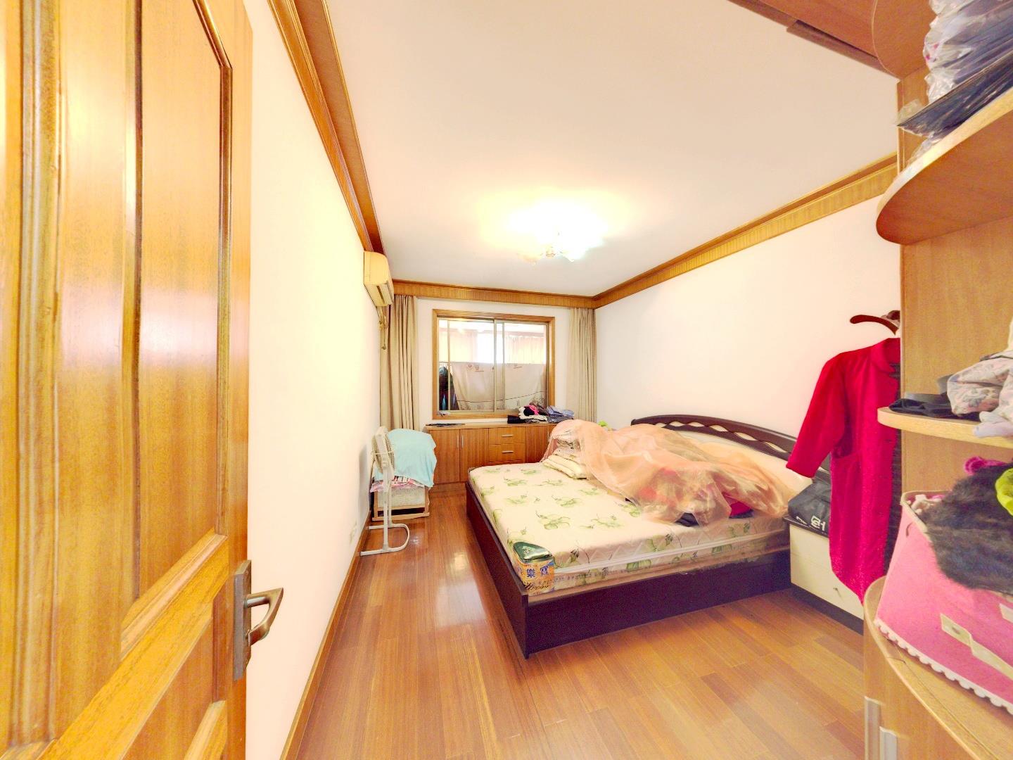 凯旋花园 1室1厅1卫 60m&sup2;