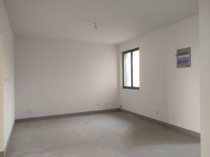 兴石花园 2室2厅1卫 105.63m&sup2;
