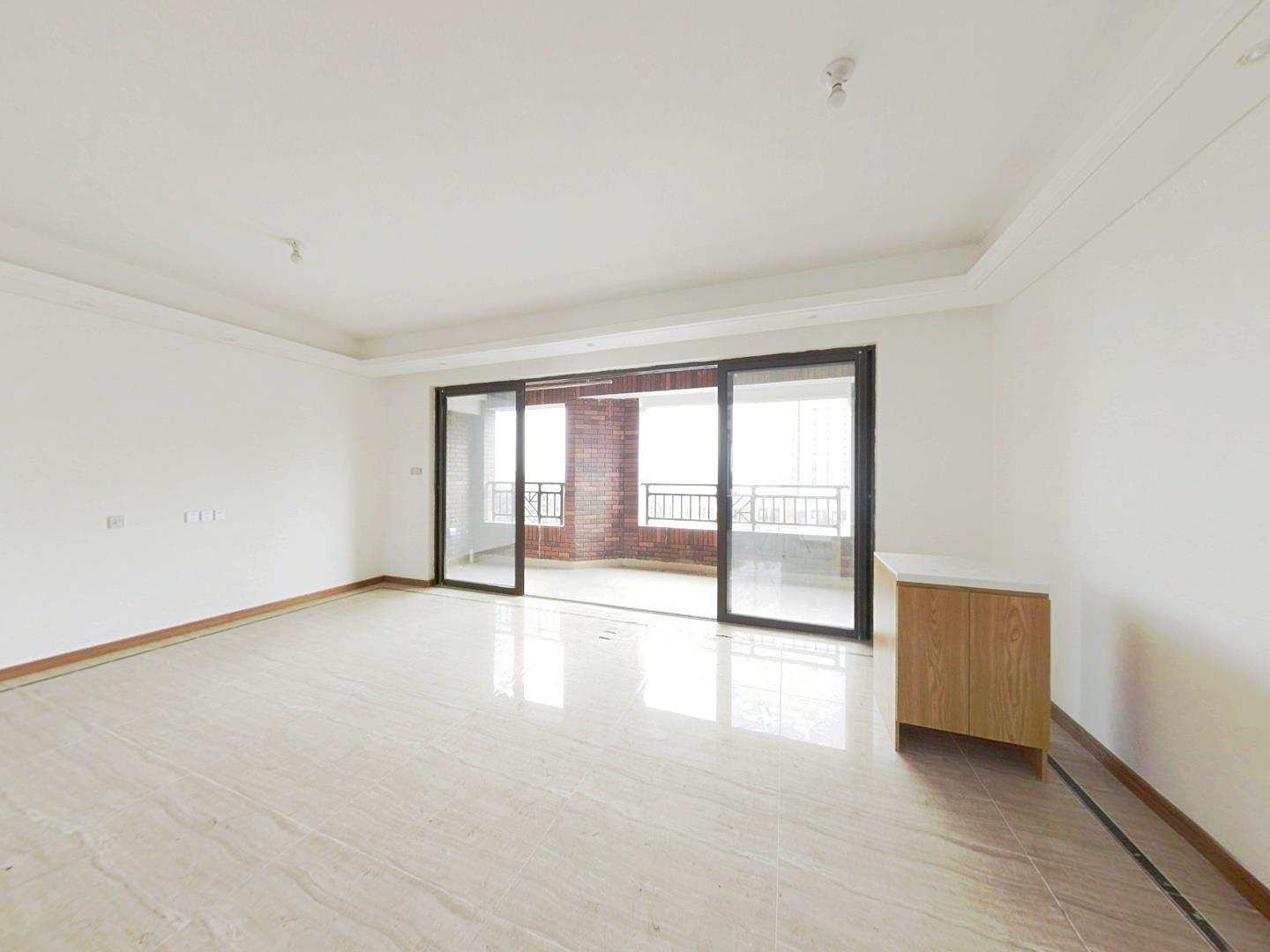 佳期漫 5室2厅2卫 143.00m&sup2;