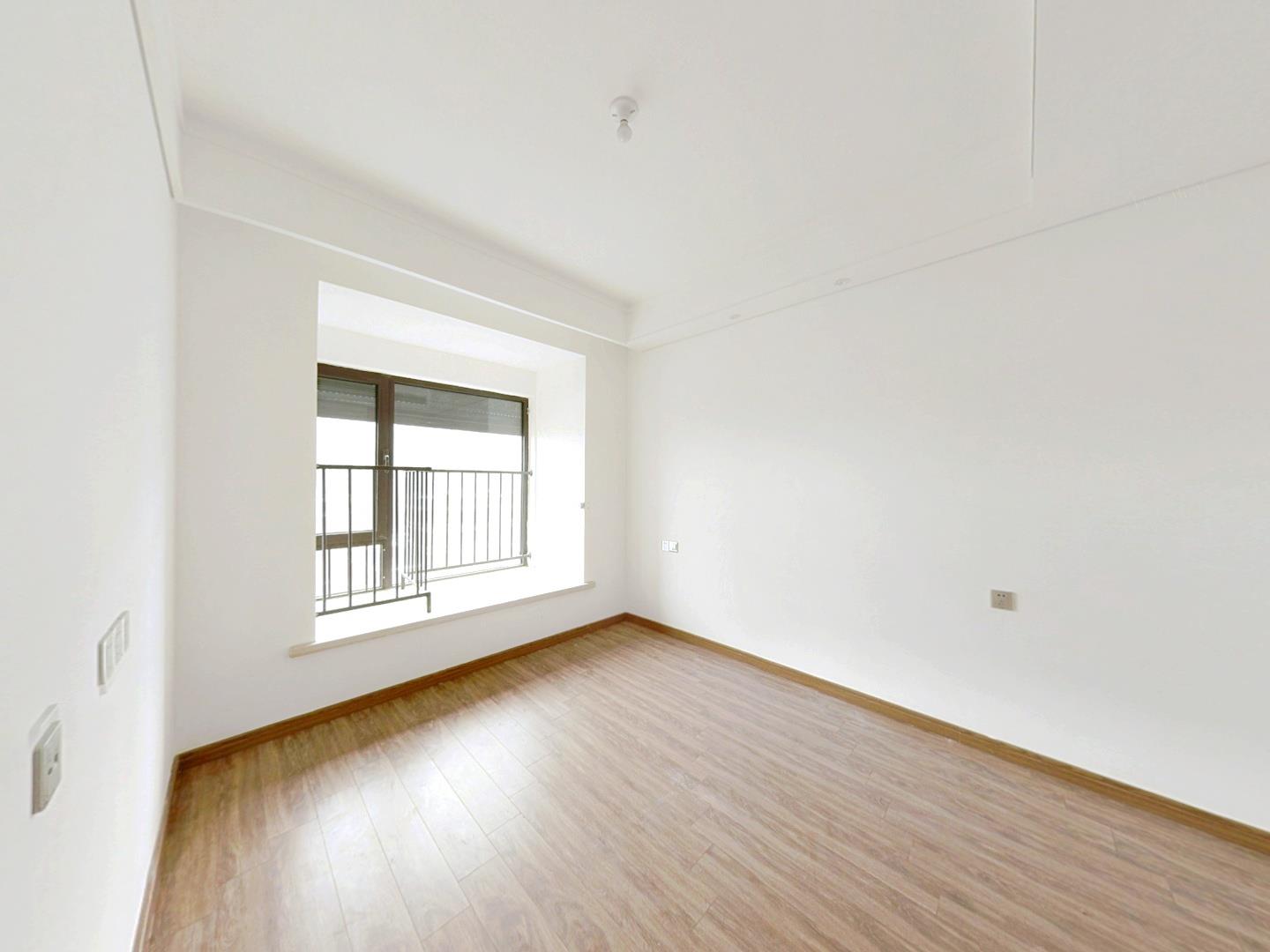 佳期漫 5室2厅2卫 143.00m&sup2;