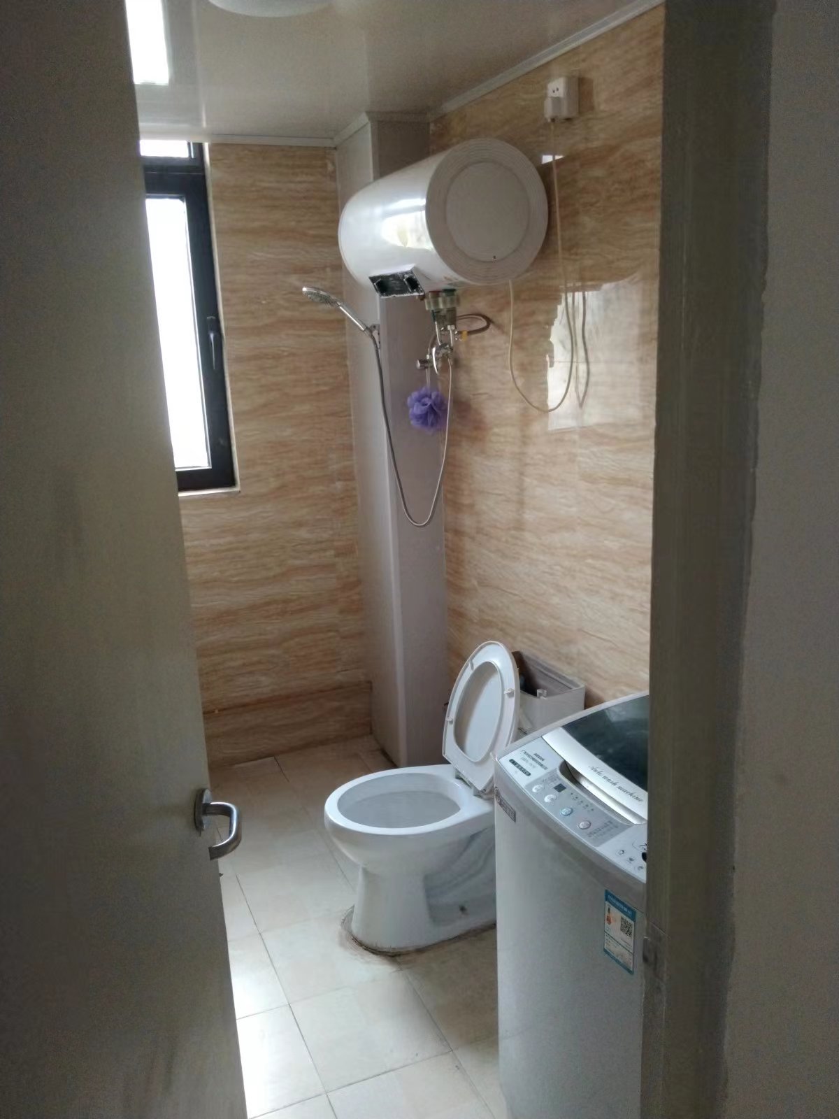 绿地新里城 3室2厅2卫 116m&sup2;