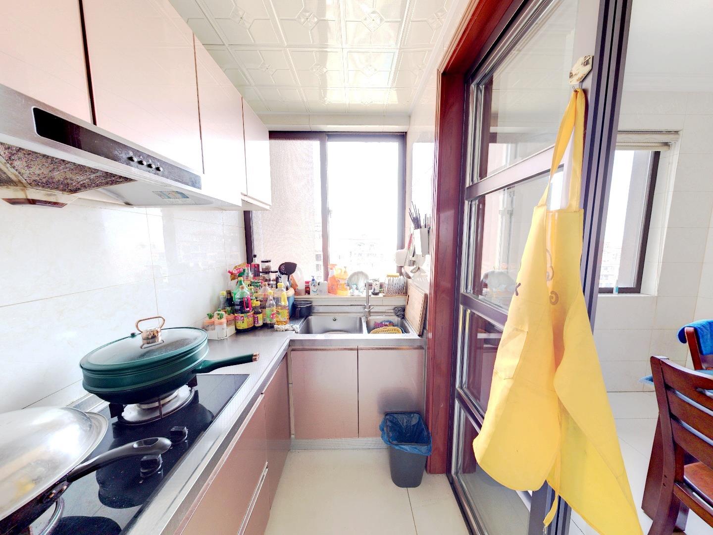 华强城 5室2厅2卫 185.8m&sup2;