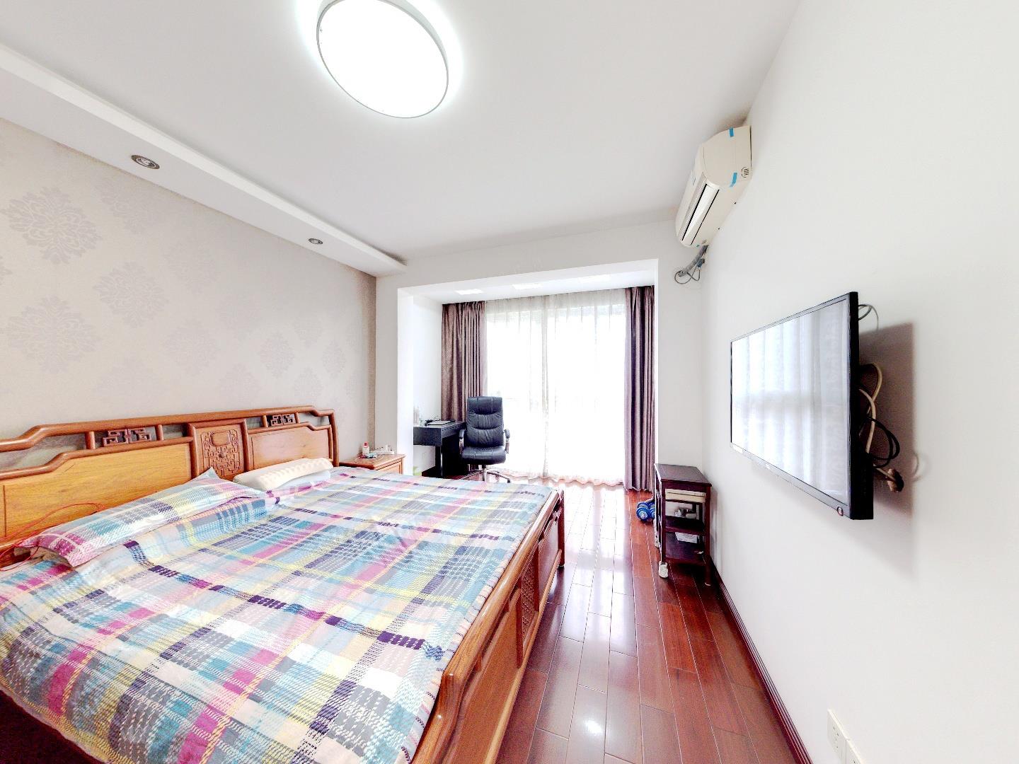 锦安花园 3室2厅2卫 93.58m&sup2;