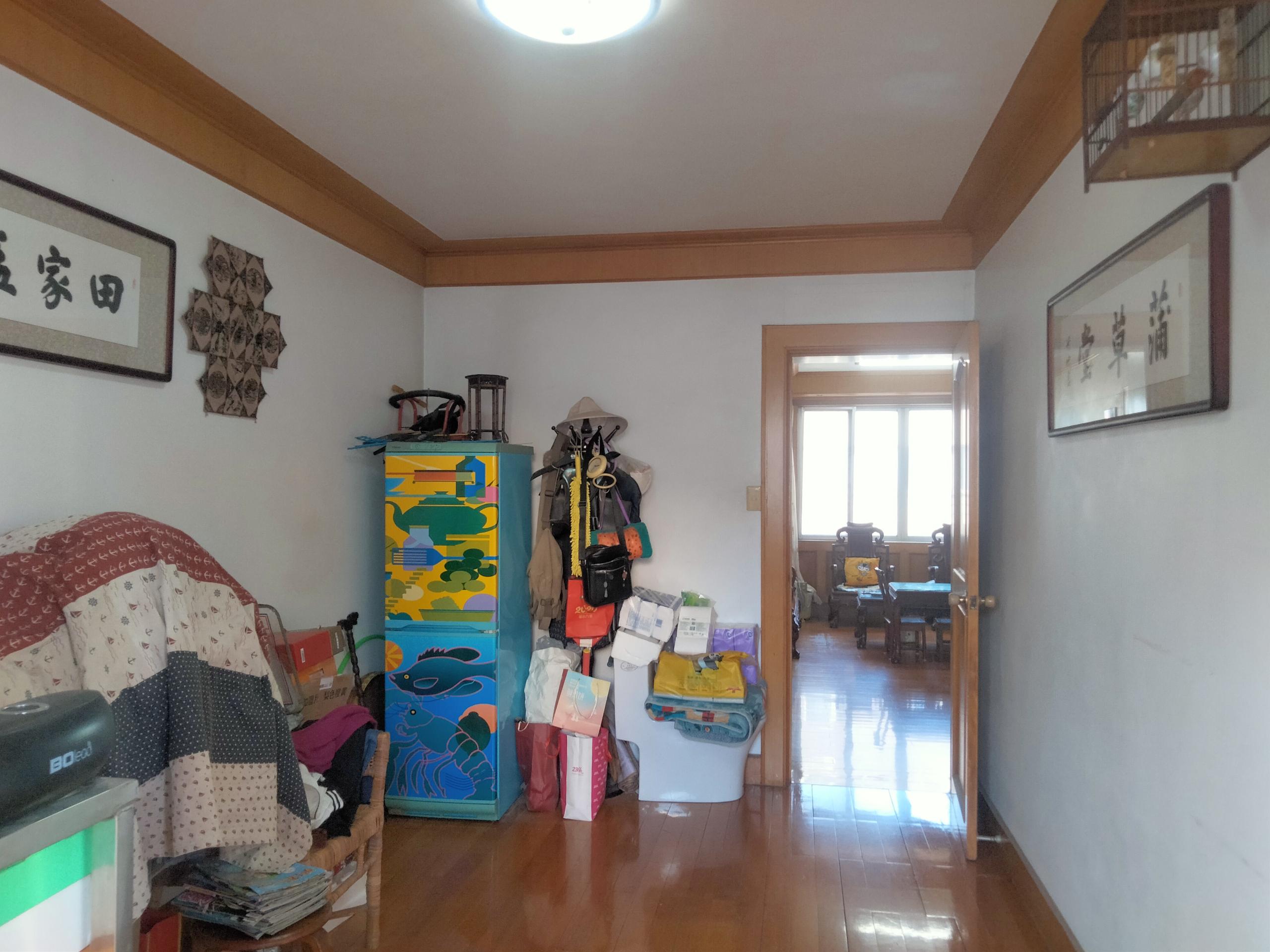 光明东村一期 3室1厅1卫 118m&sup2;