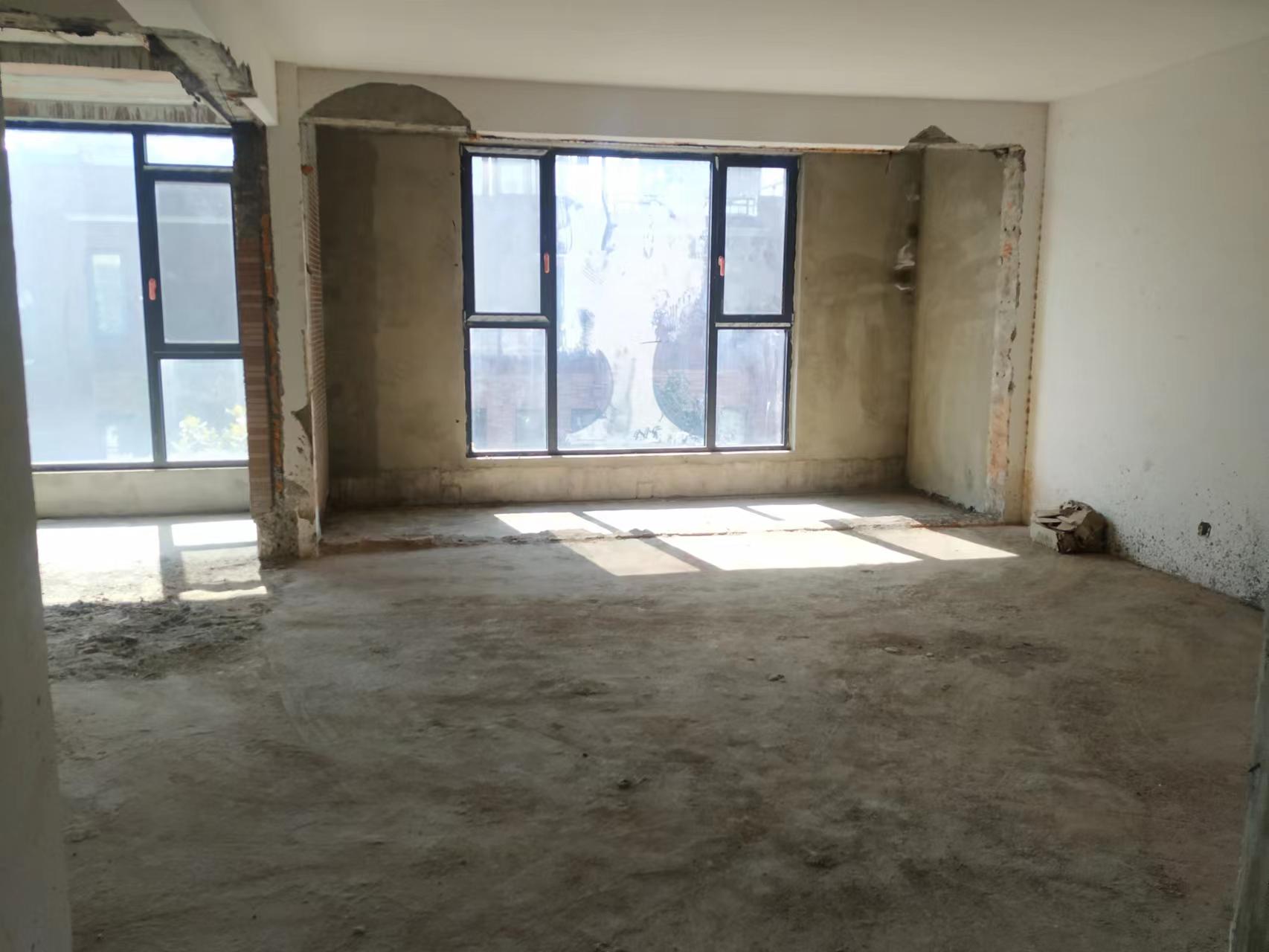第九园 5室3厅3卫 360m²
