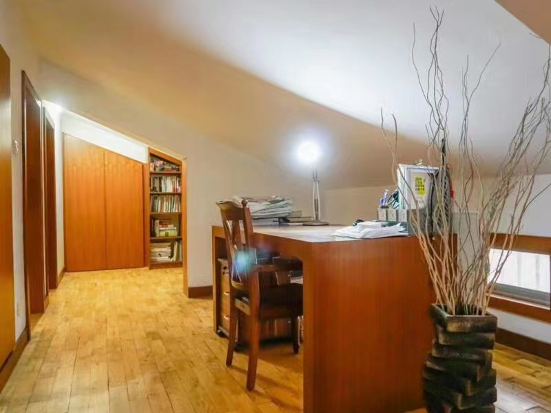 郭里园 4室3厅1卫 115.36m&sup2;