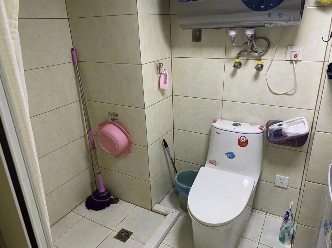 中江国际广场 2室1厅1卫 82m&sup2;