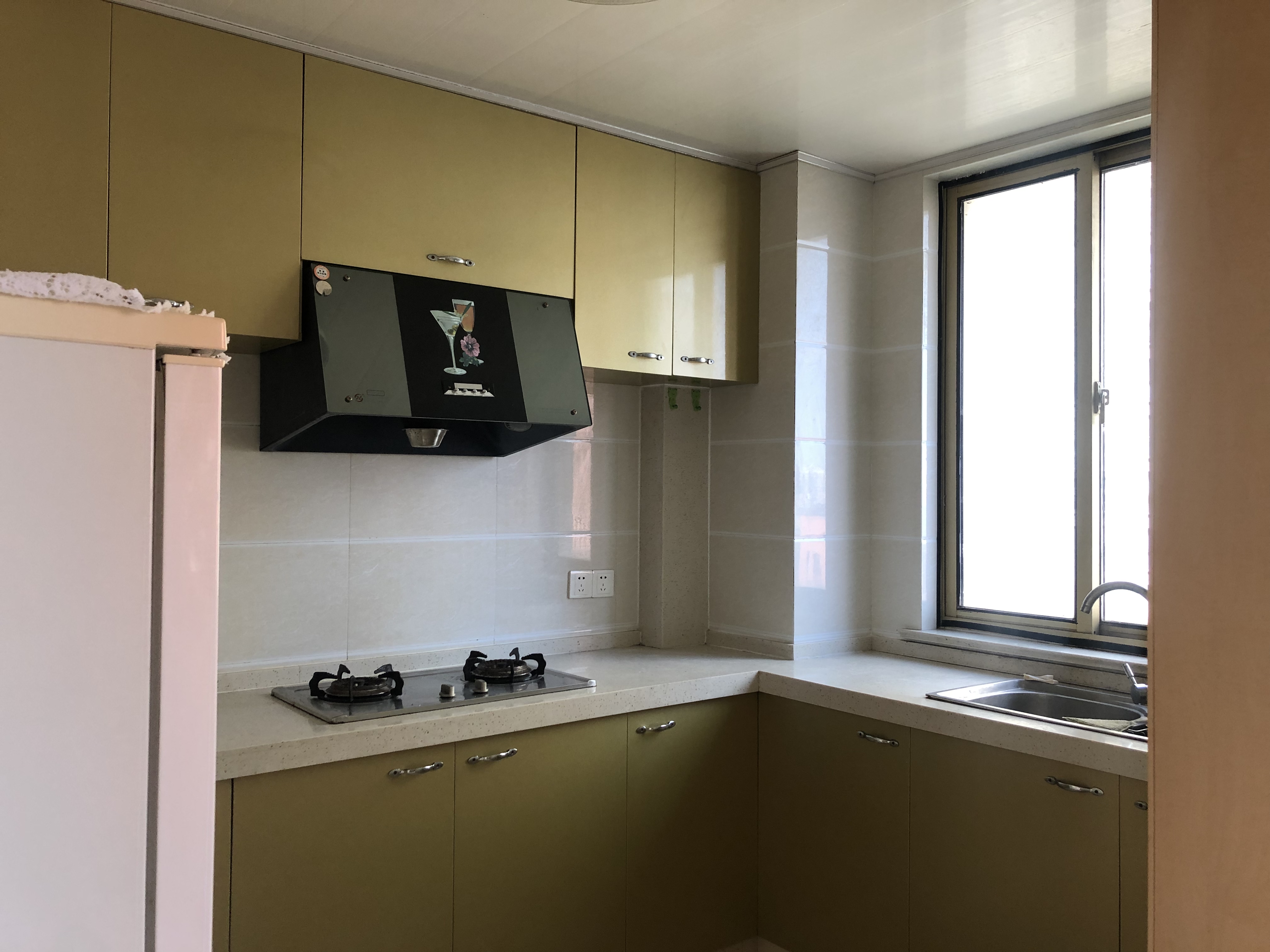恒盛豪庭 3室2厅1卫 132m&sup2;