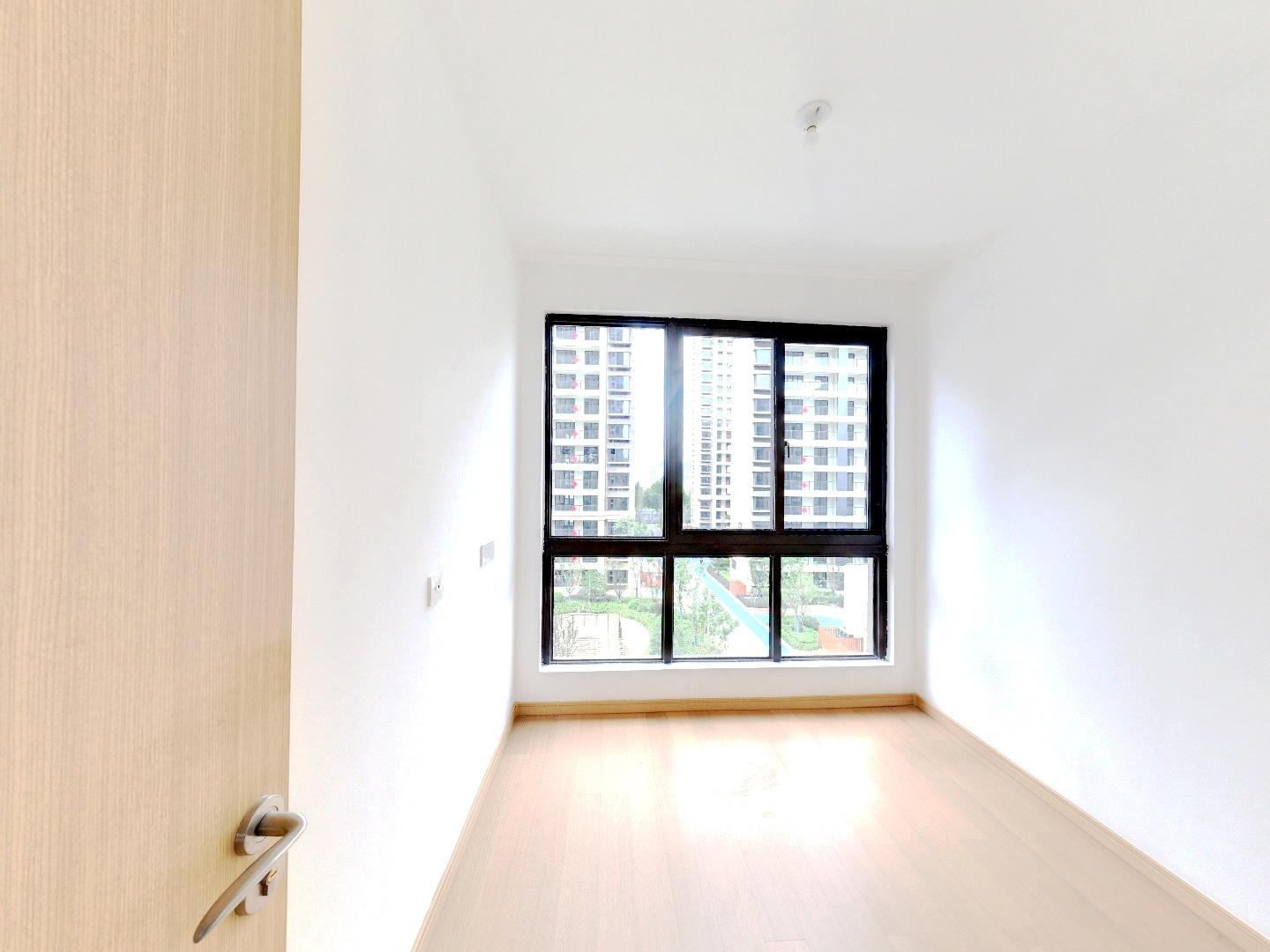 时光漫城 3室2厅2卫 125m&sup2;