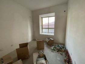 恒盛豪庭 3室2厅1卫 131m&sup2;