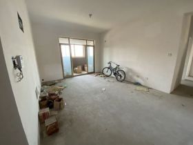 恒盛豪庭 3室2厅1卫 131m&sup2;