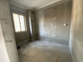 恒盛豪庭 3室2厅1卫 131m&sup2;