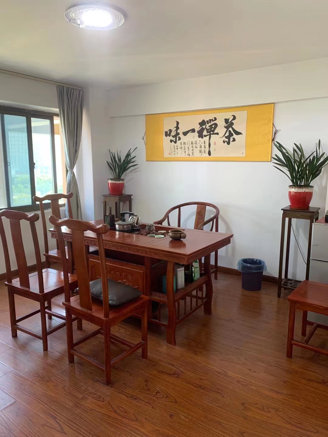 江海大厦 2室1厅1卫 60m&sup2;
