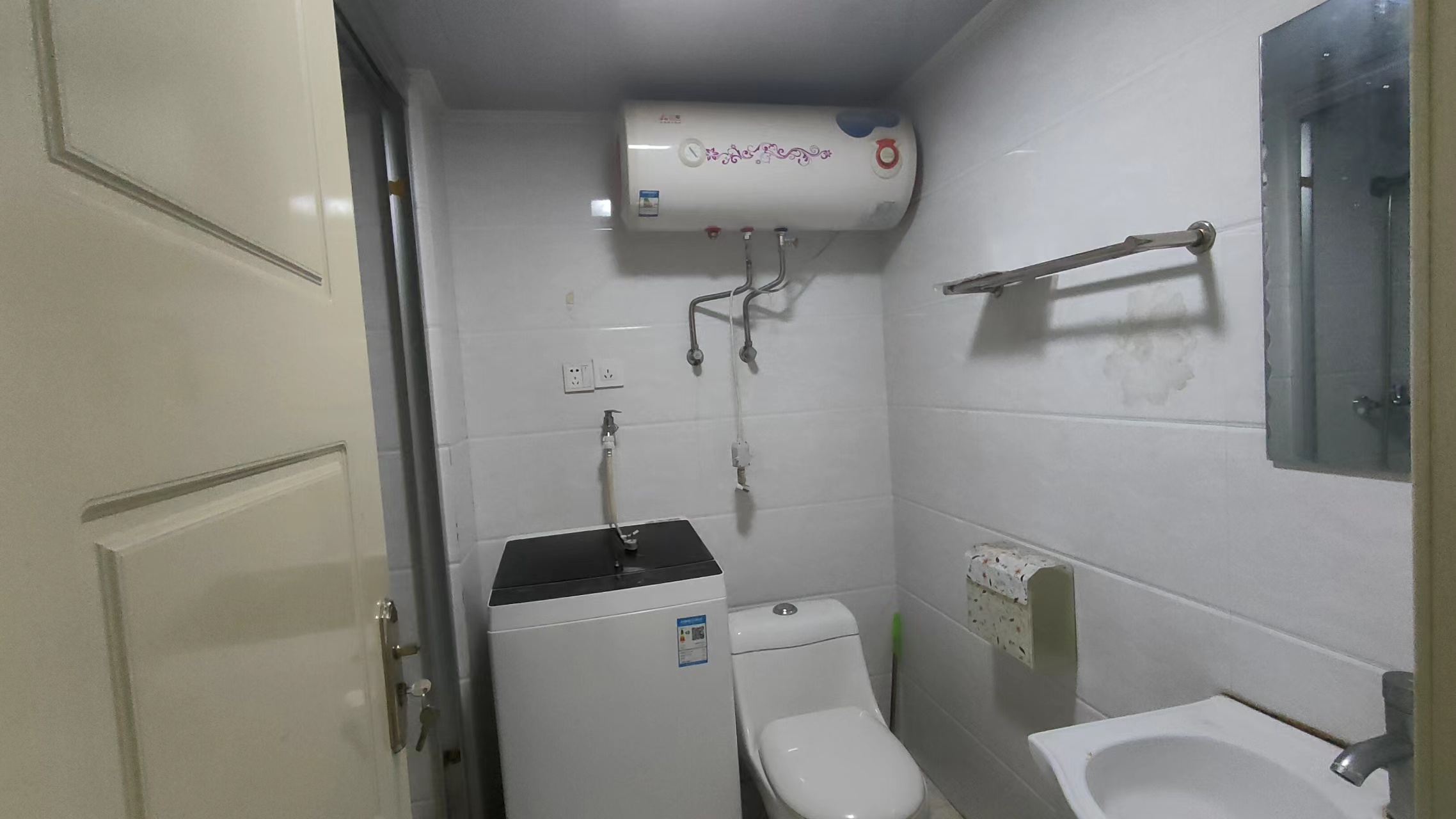 江海大厦 2室1厅1卫 60m&sup2;