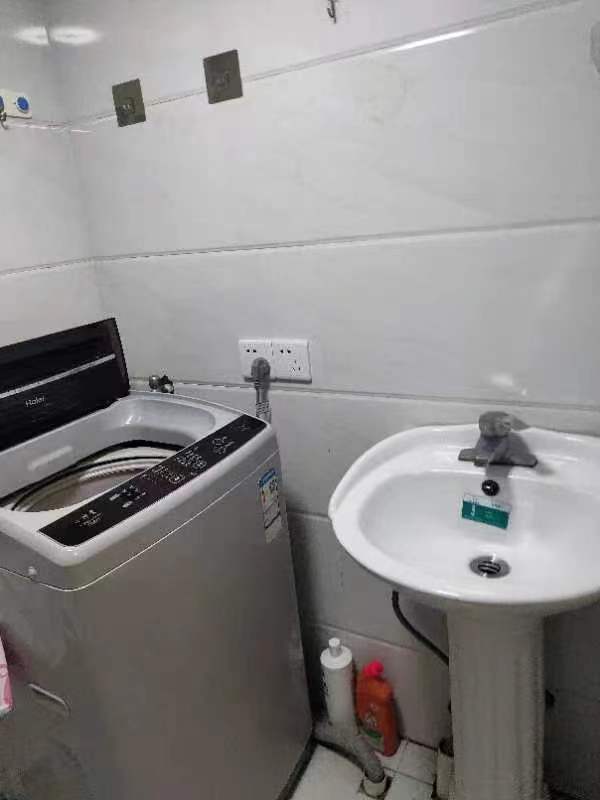 万科爱情公寓 1室1厅1卫 52m&sup2;