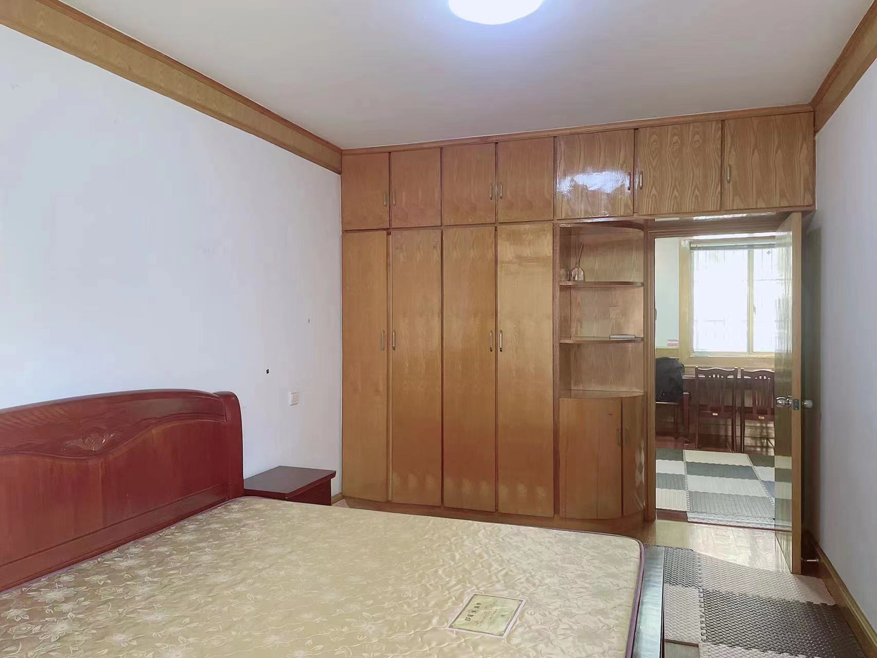 南通东苑小区 2室1厅1卫 74m&sup2;