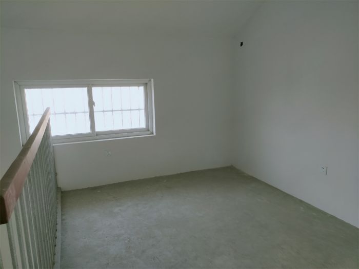 幸福新居 3室2厅1卫 150m&sup2;