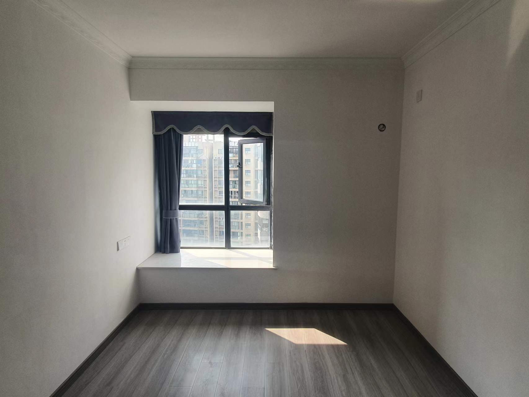 军山汇贤居 4室2厅2卫 160m&sup2;