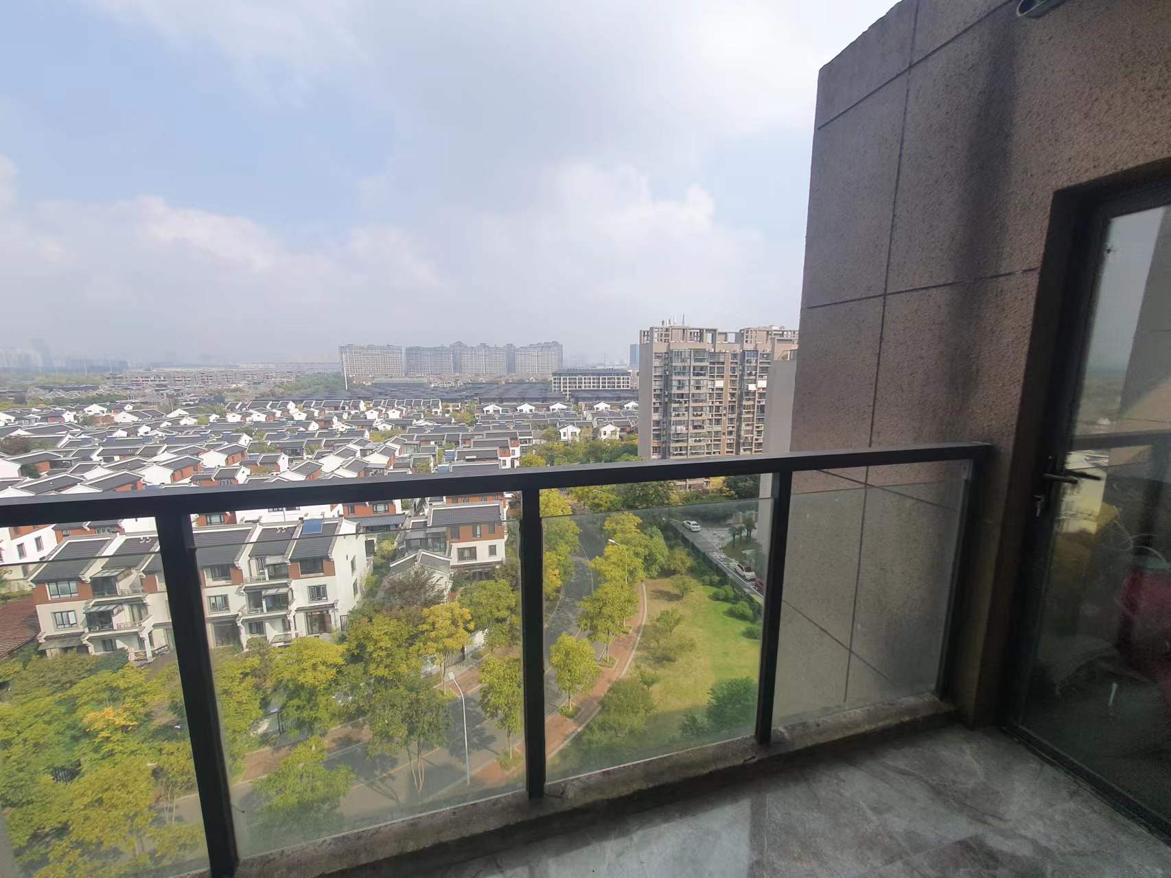 军山汇贤居 4室2厅2卫 160m&sup2;