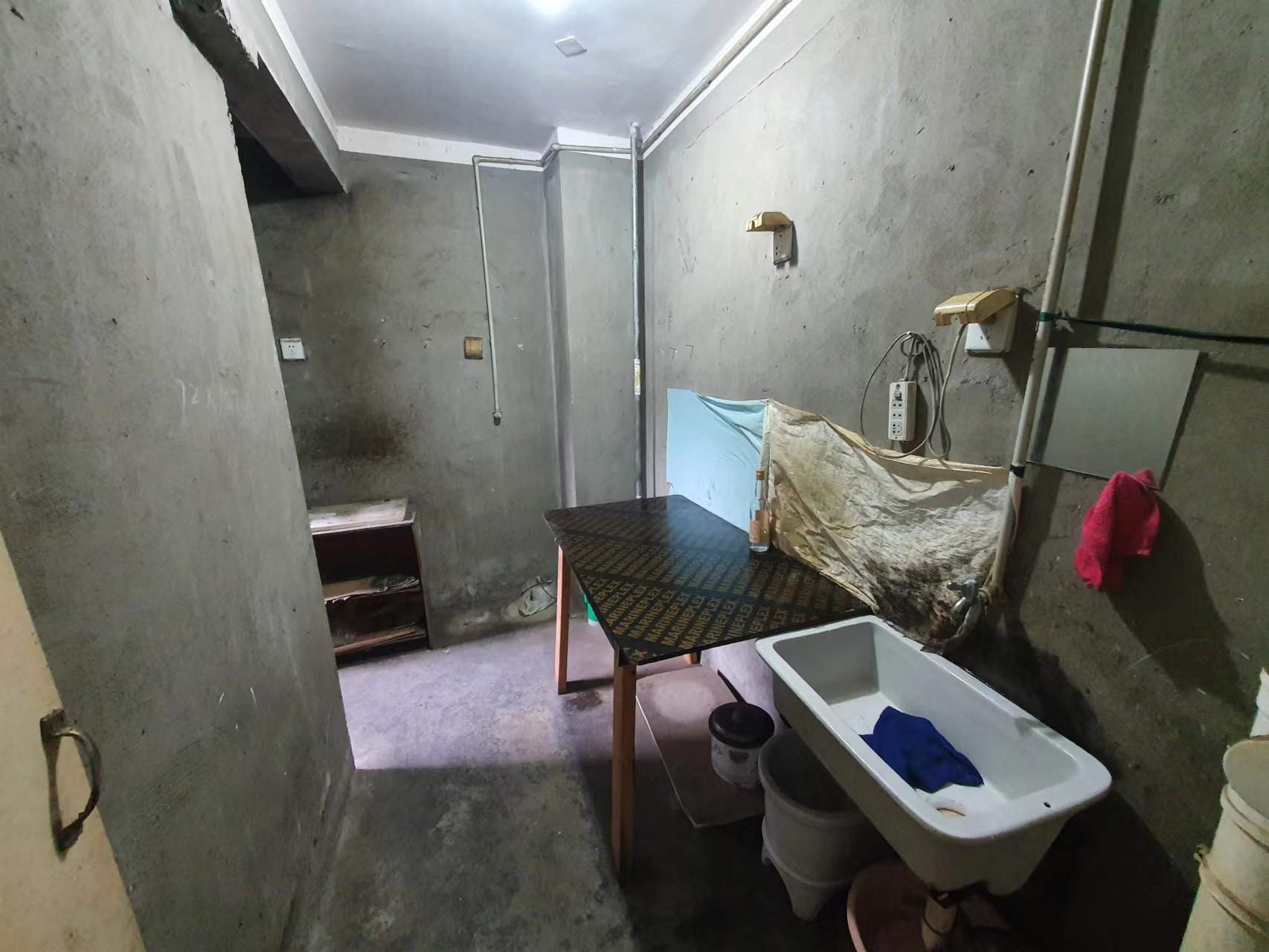 炜赋花苑 2室2厅1卫 78.00m&sup2;