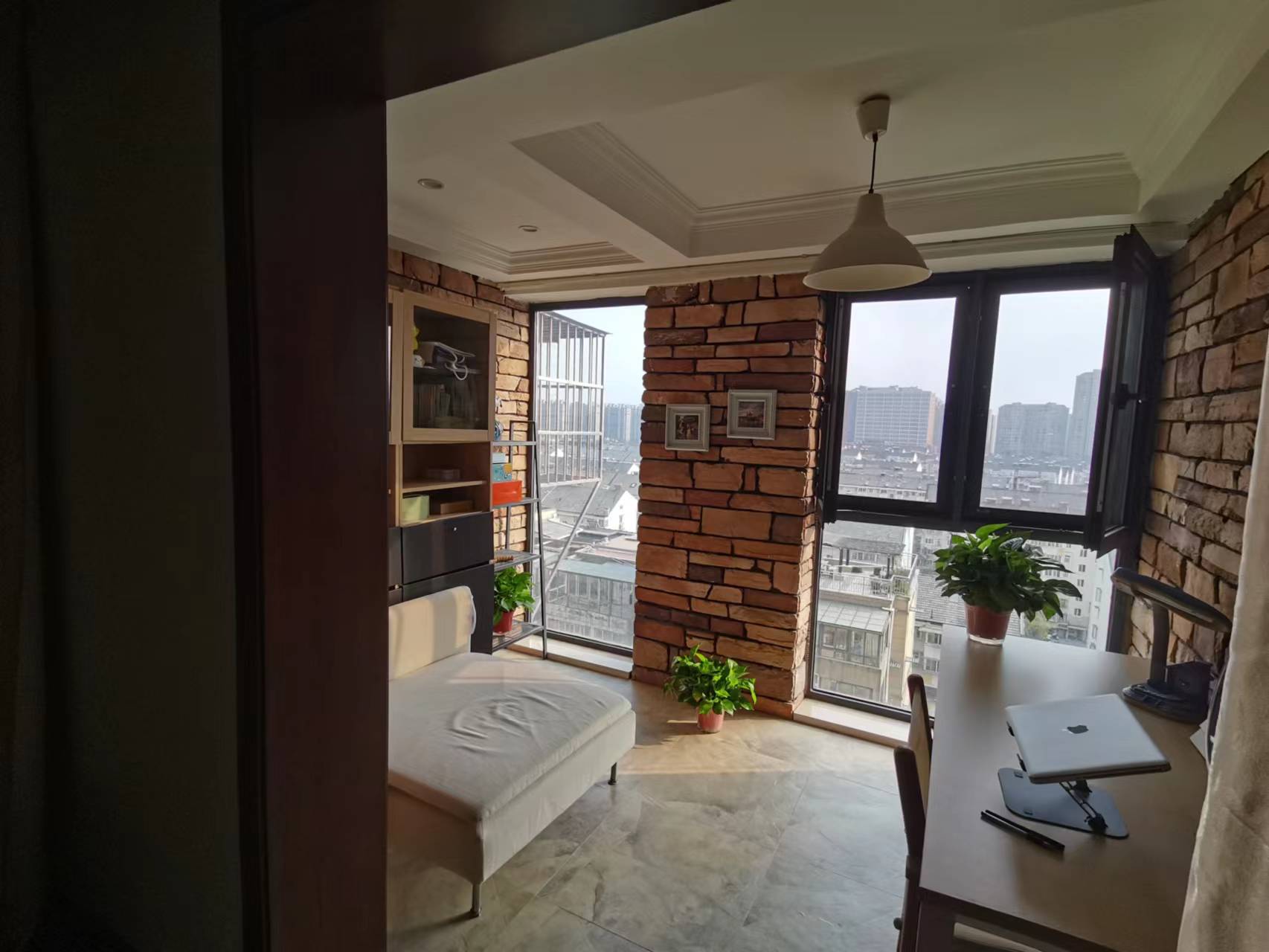 未来锦城 4室2厅2卫 172.73m&sup2;