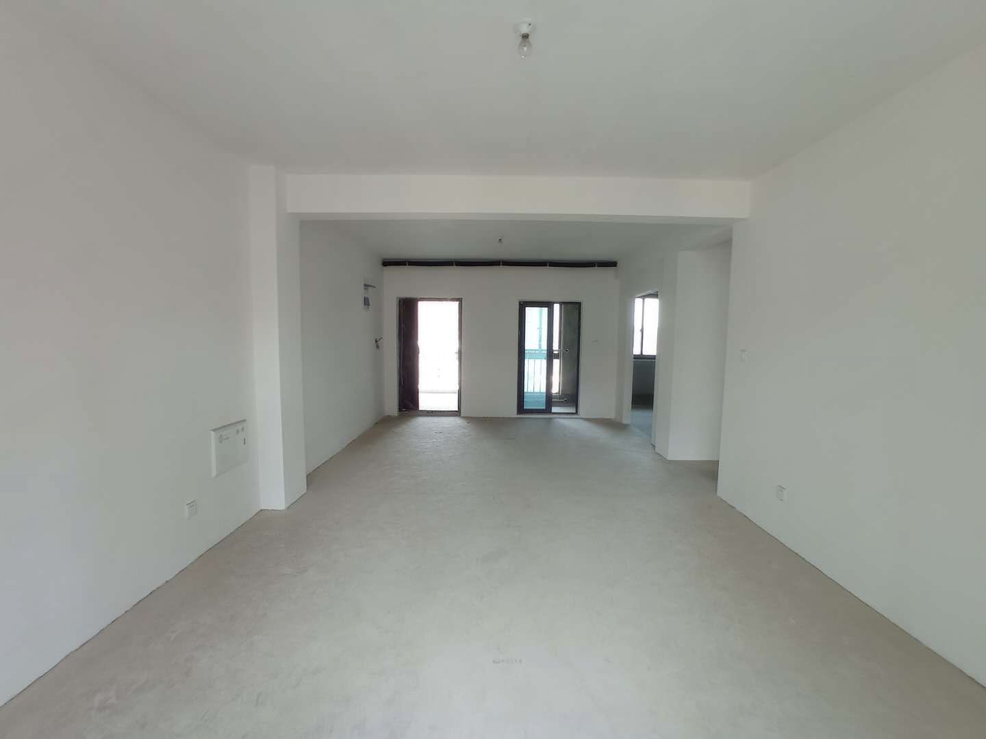 正泰江岸水苑 3室2厅2卫 137m&sup2;