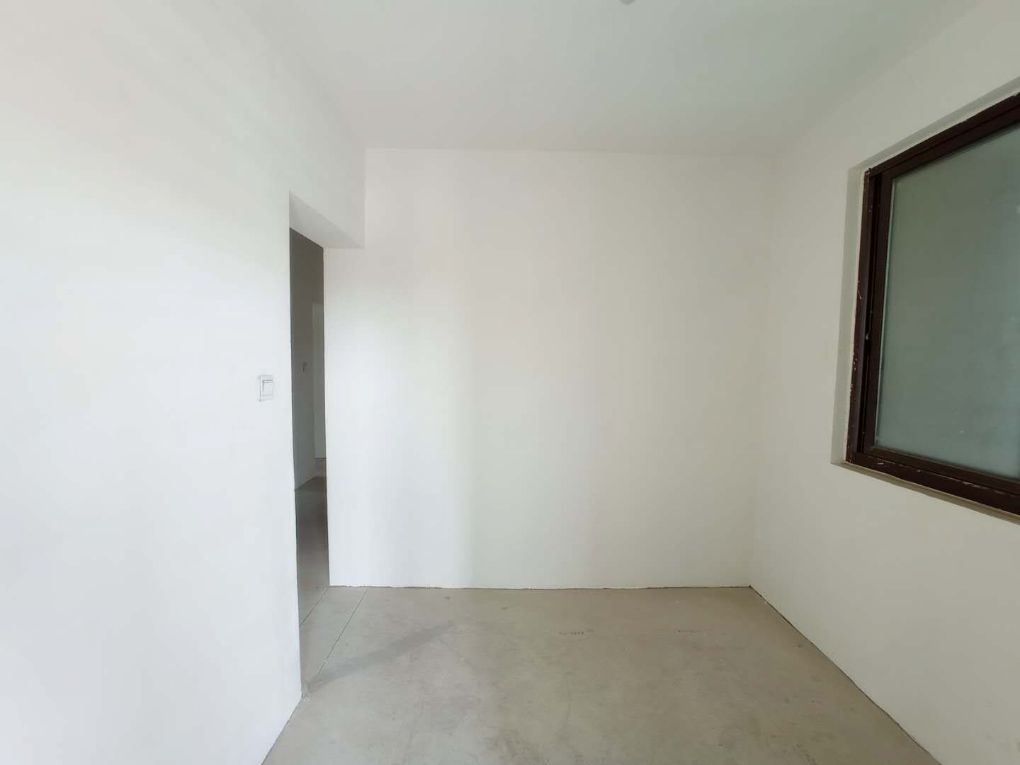 正泰江岸水苑 3室2厅2卫 137m&sup2;