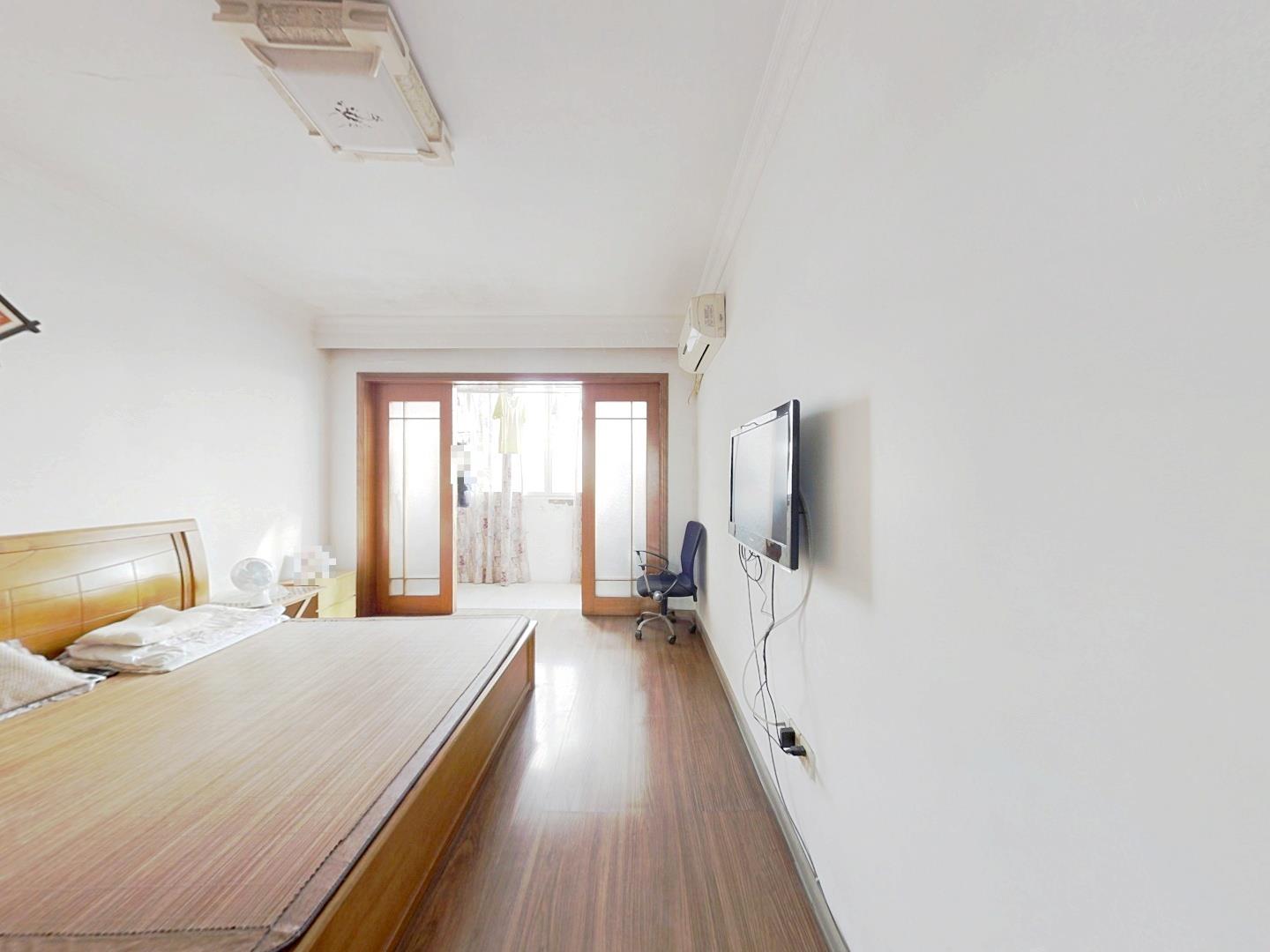 起凤园 1室1厅1卫 48.6m&sup2;