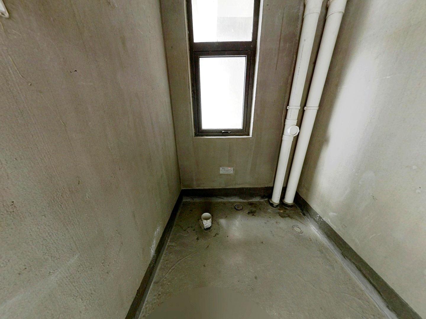 意邦绿墅湾 3室2厅2卫 143m&sup2;