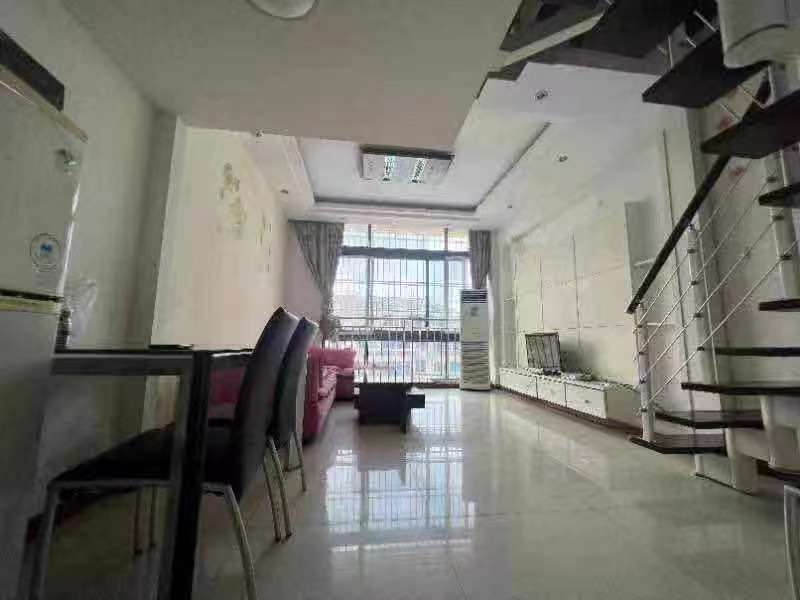 太阳鑫城 3室2厅2卫 45.94m&sup2;