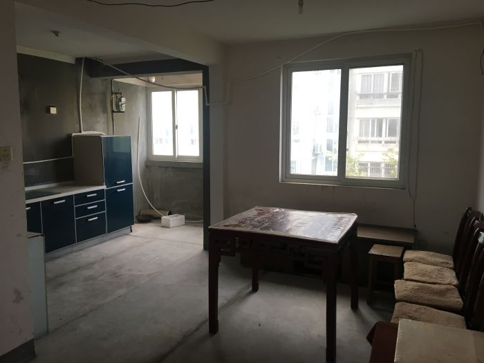 春晖花园 3室2厅2卫 134m&sup2;