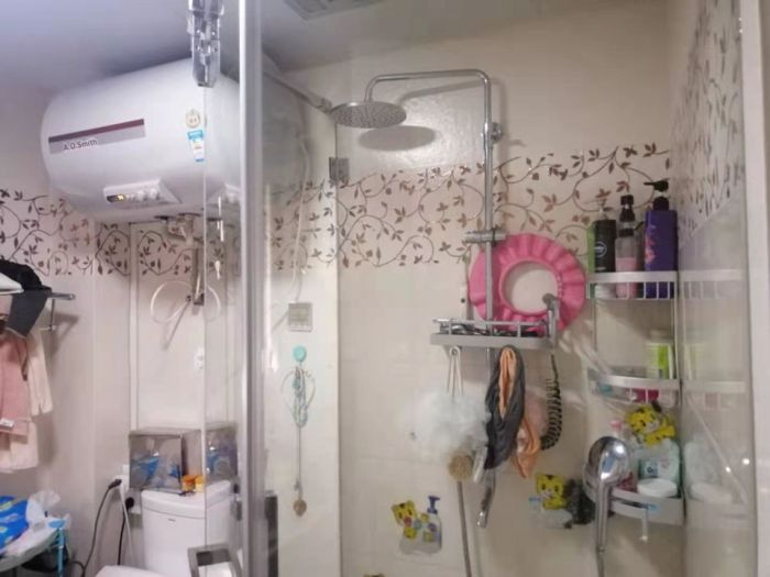 天馨花苑 4室2厅1卫 193m&sup2;