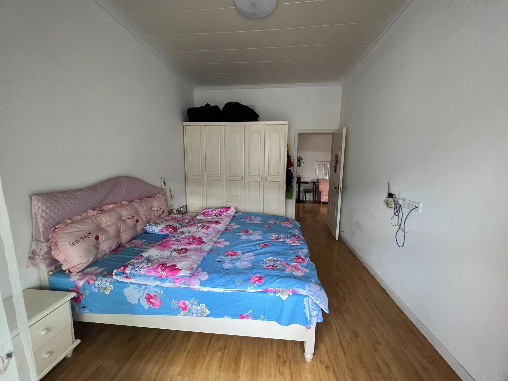 北郭东村北区 5室2厅2卫 130.00m&sup2;