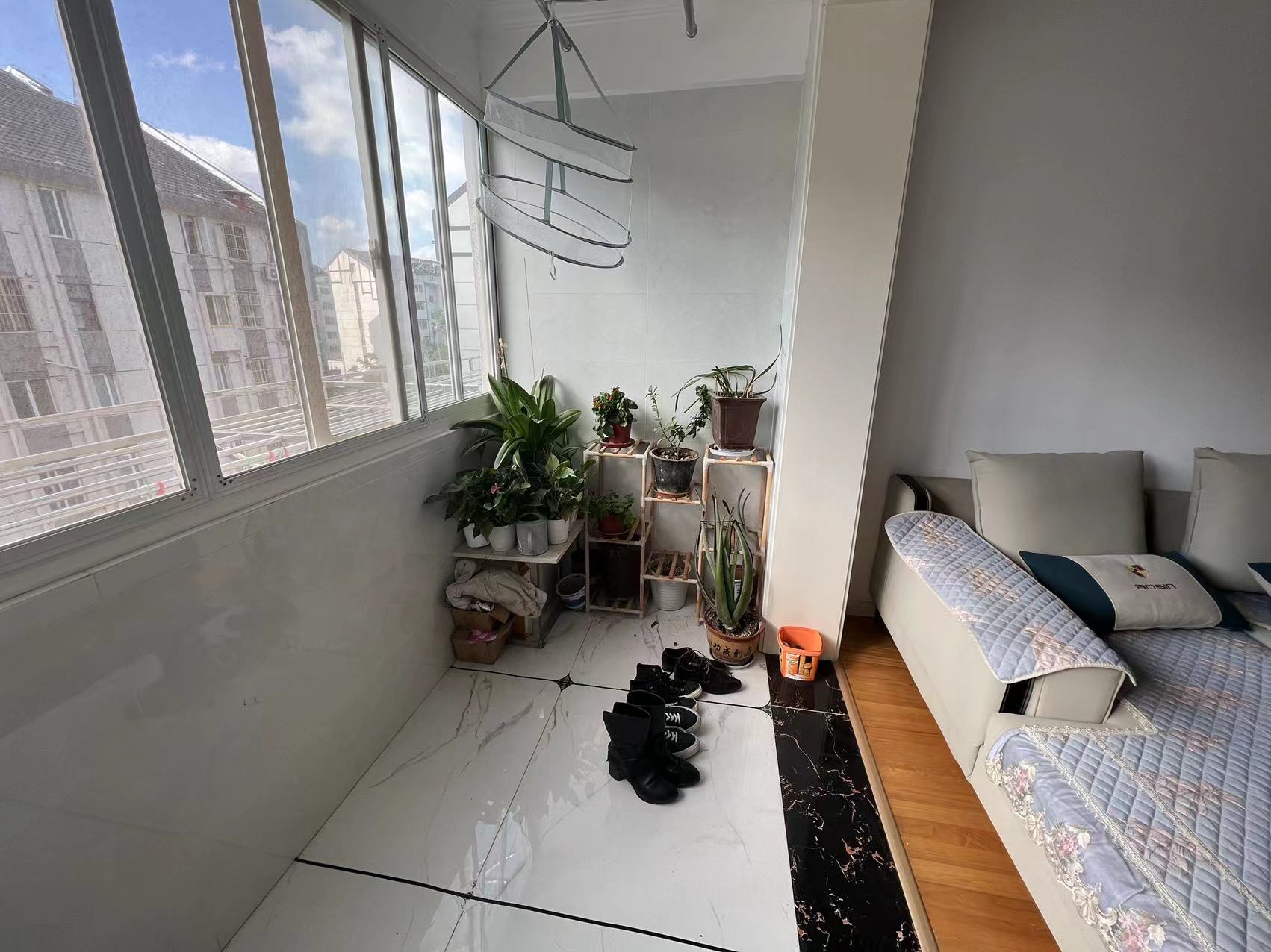 北郭东村北区 5室2厅2卫 130.00m&sup2;