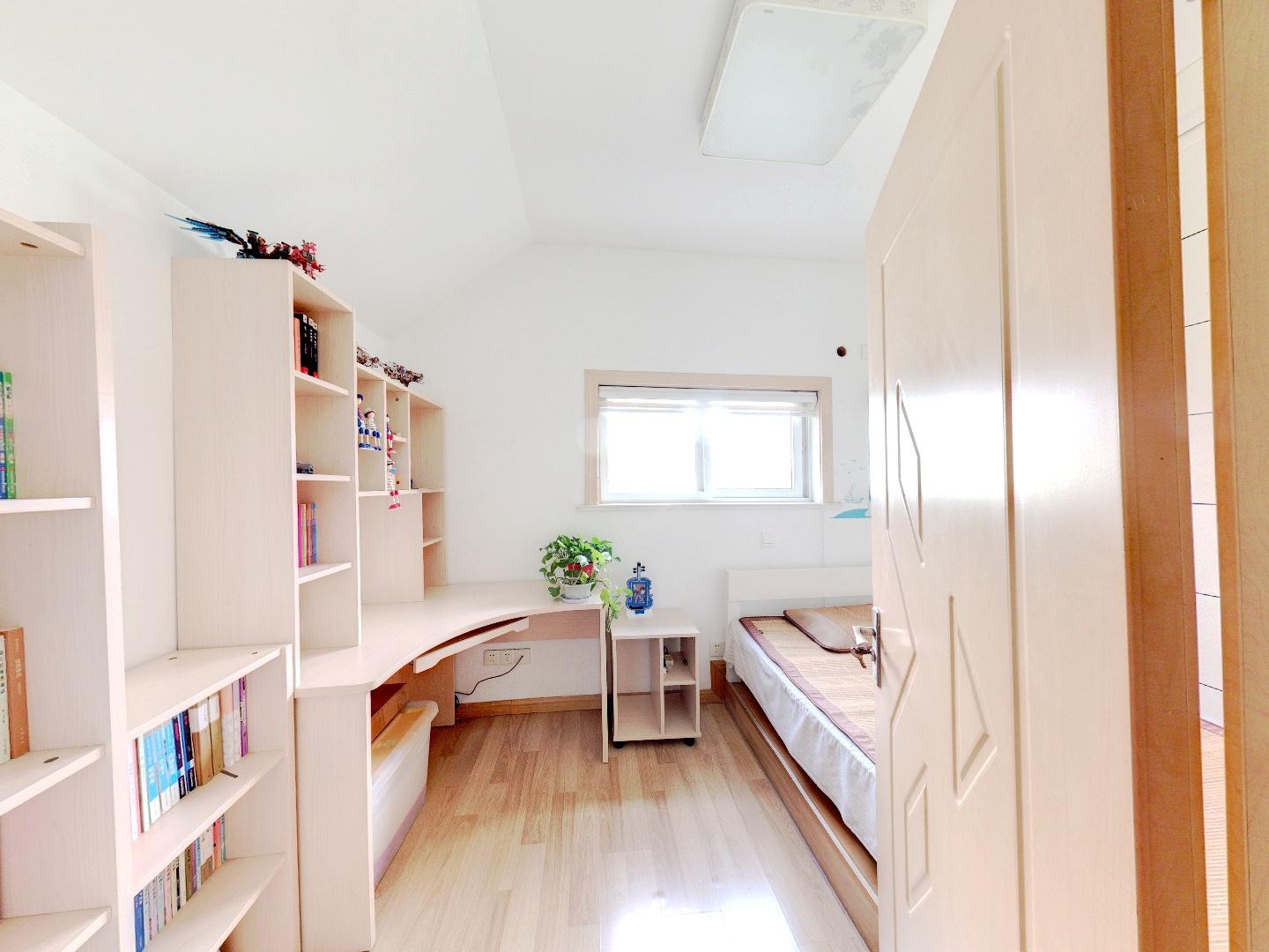 怡园新邸 3室1厅2卫 66.00m&sup2;