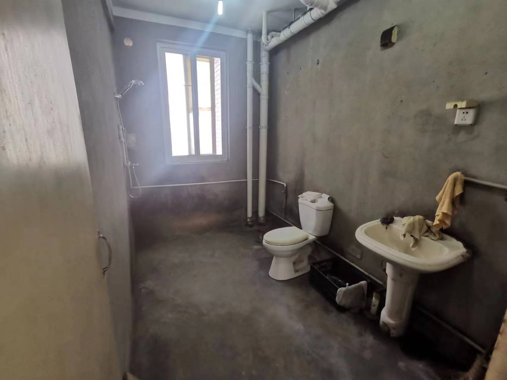 和谐汇景新苑 3室2厅1卫 125m&sup2;